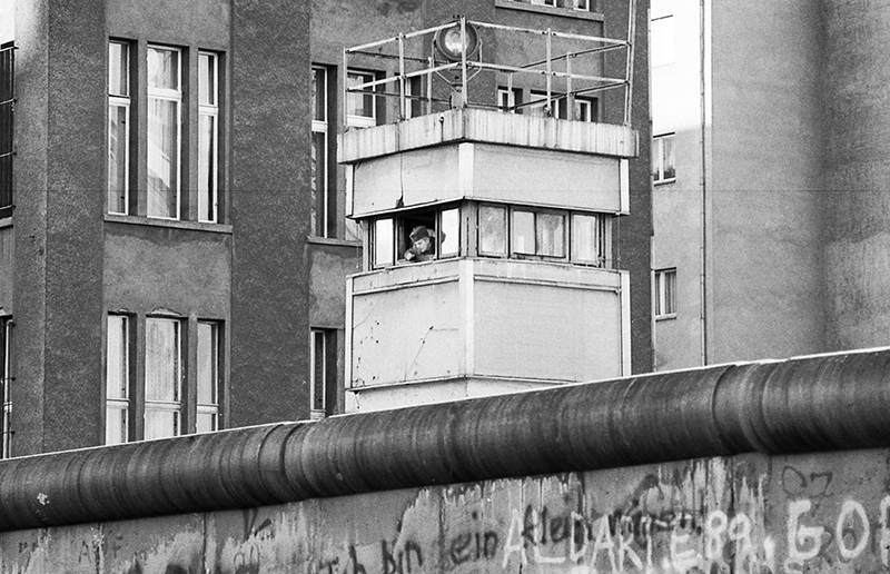 The Fall of the Berlin Wall : 1989  : Personal Photo Projects :  Richard Moore Photography : Photographer : 